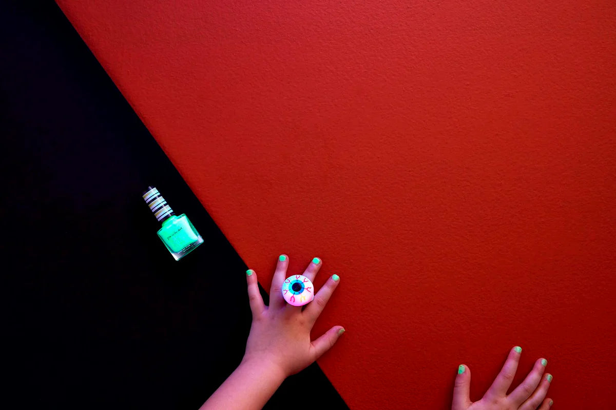 Glow-in-the-Dark Nail Polish (no rings)