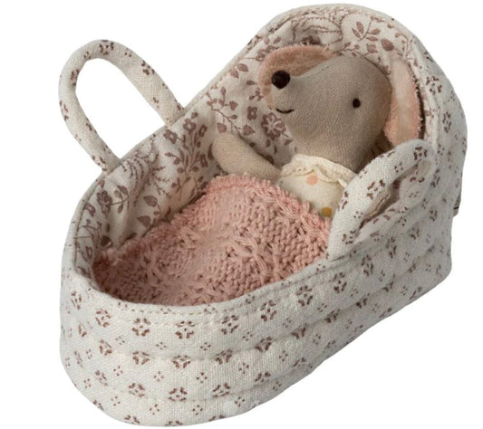 Carry Cot Baby Mouse